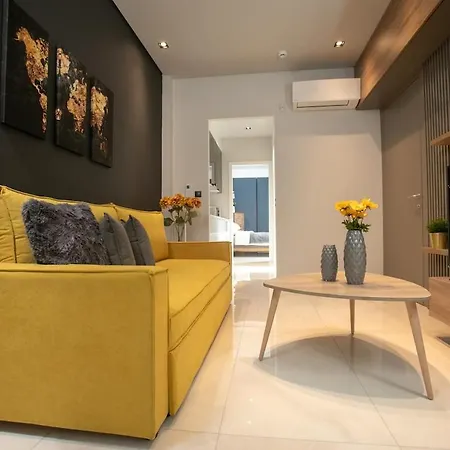 Апартамент Modern 10' Walk To Aristotelous *